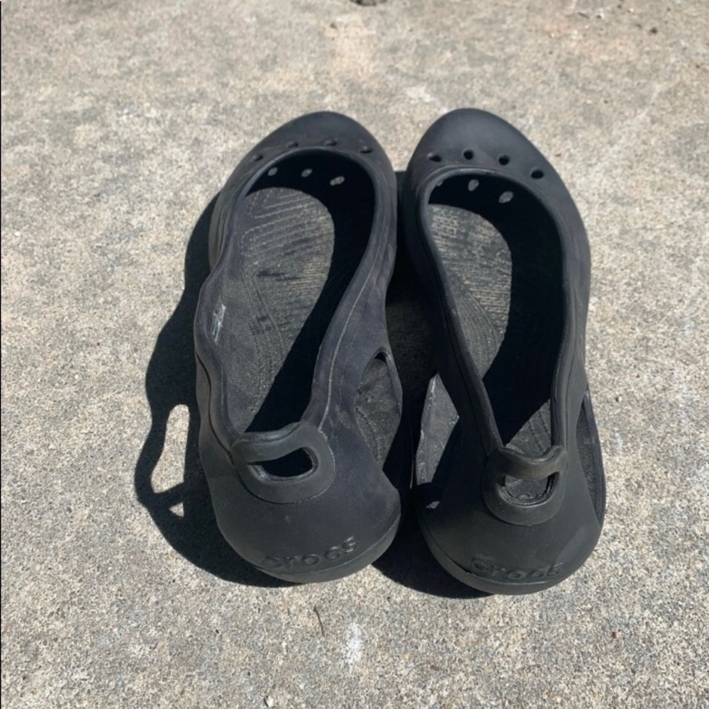 BLACK CROCS SLIP ON, BALLET FLATS, SIZE 10 - Picture 3 of 6